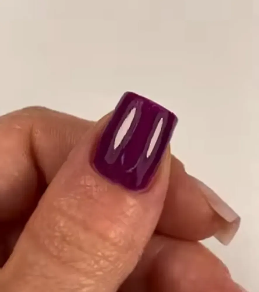 V40-FINGER.webp